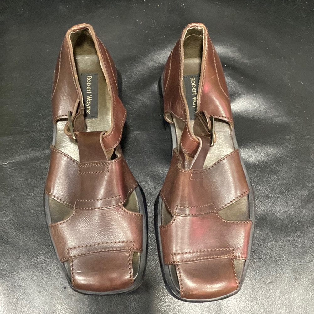 Robert Wayne Mens Leather sandals